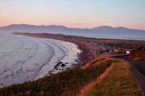 ชายหาด, Cois Locha in เกลนเบล