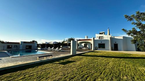 Фасада на хотела, Mourisca by Check-in Portugal in Q.ta da Quarteira