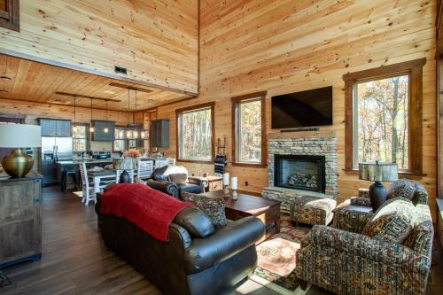 Sunset Summit - Pool, Theater Room, Games, & VIEWS, Sevierville (foto 10)