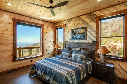 Sunset Summit - Pool, Theater Room, Games, & VIEWS, Sevierville (foto 5)