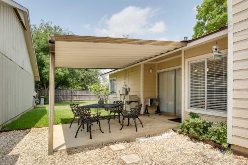 Sunny San Antonio Home with Backyard and Patio! in San Antonio, USA