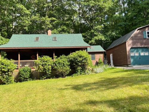 Cozy Cabin @ Deep Creek Lake