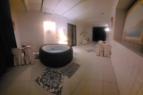 อ่างแช่น้ำร้อน, Hotel Club Sabbiadoro in บัตติปักเลีย