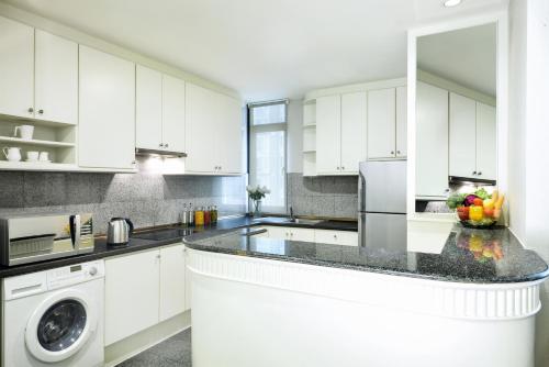 Two-Bedroom Suite image 5