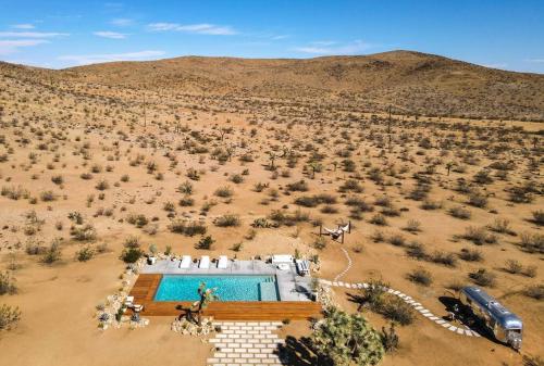 Beautiful Desert House - Heated Pool & Hot Tub in Joshua Tree, USA
