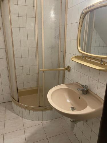 Penzion na Bystřici (Penzion na Bystrici) in Doubravice (Hradec Kralove)