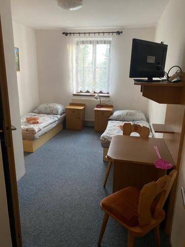 Penzion na Bystřici (Penzion na Bystrici) in Doubravice (Hradec Kralove)
