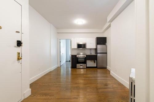 Apartment 1412: East Village in New York, USA
