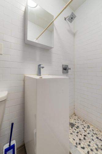 Apartment 1412: East Village in New York, USA