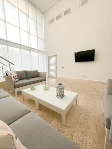 Exclusiva casa en Baru con piscina y playa privada in Santa Ana