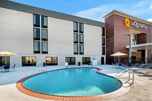 La Quinta Inn & Suites by Wyndham Columbus