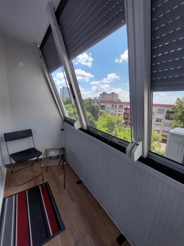 ทัศนียภาพ, Ildi's Apartment in เคอร์ตวารอส