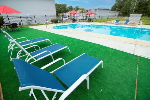 La Riviere 2 bedroom, close to airport and beach 1402 in Gulfport, USA