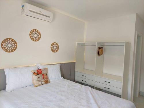 Ótimo Apto, Jacuzzi aquecida e piscina, pertinho da praia, Bombinhas (foto 8)
