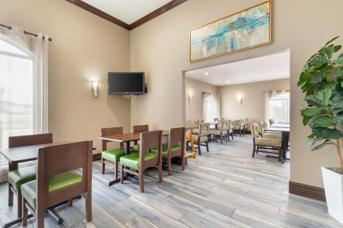Best Western near Lackland AFB Sea World in San Antonio, USA