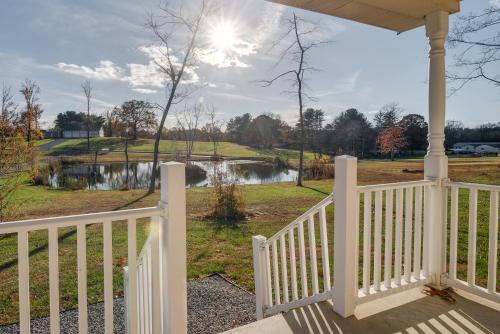 Peaceful Russell Springs Home with Fire Pit and Pond!