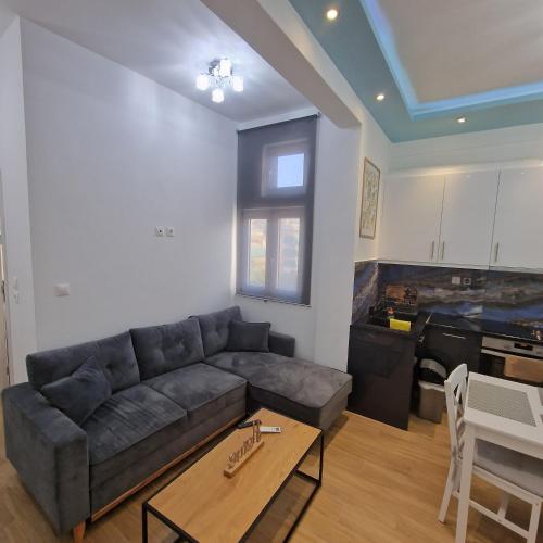 Luxury apartment Kato Patissia - image 11