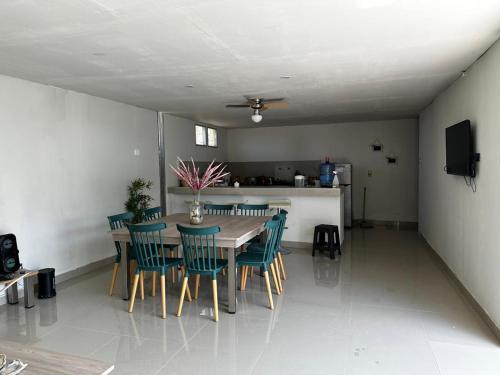 المرافق, Tumbes Zorritos Bocapan Casa con piscina 3 dormitorios in Bocapán
