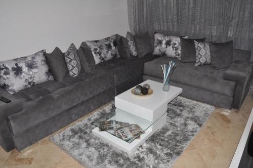 Val Fleuri Apartment with 2 Balconies, Casablanca, Casablanca (Foto 8)