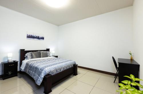 Double Room with Private Bathroom image 10
