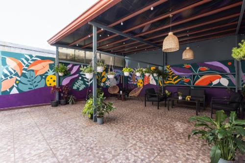 Restaurant, Viva Guest House in Pavas