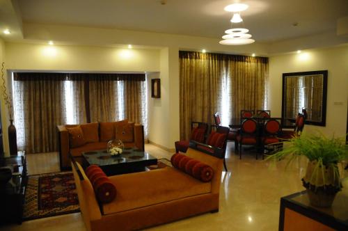 2 double beds, 3 sofa beds