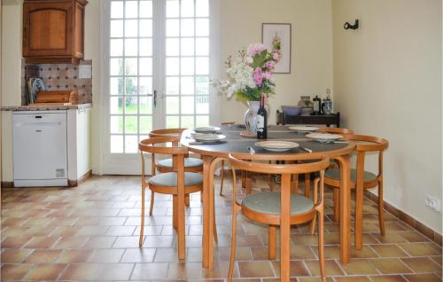 Stunning Home In Saussignac With Wi-fi