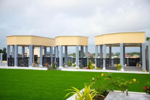 Viesnīcas āriene, Bella Ella Hotel & Event Center in Kasoa