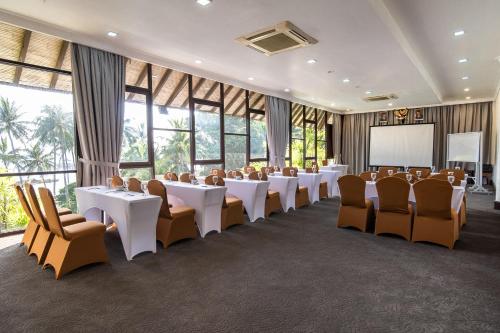 Rated highly by Business travelers