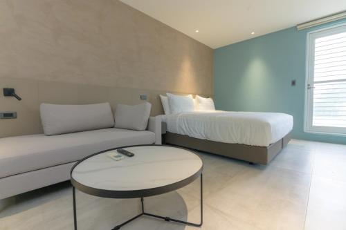 1 double bed