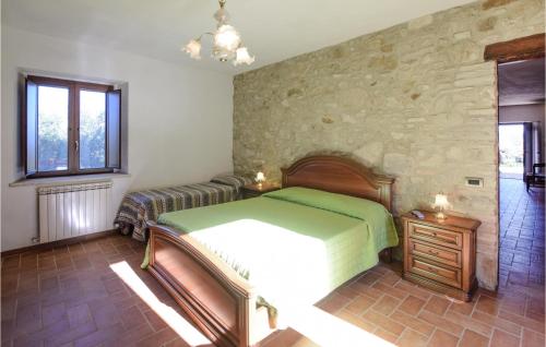 Nice Apartment In Loc, Saragano, Gualdo With House A Panoramic View