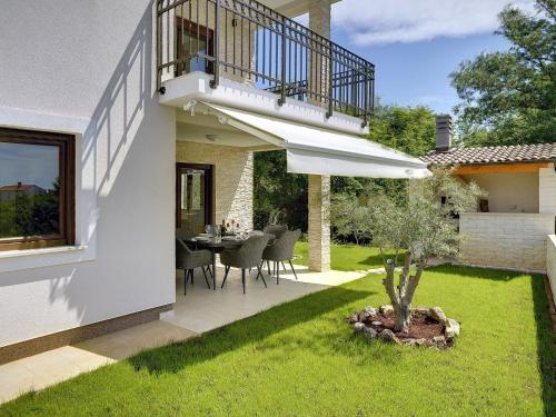 Modern Villa in Marcana with Pool and Terrace