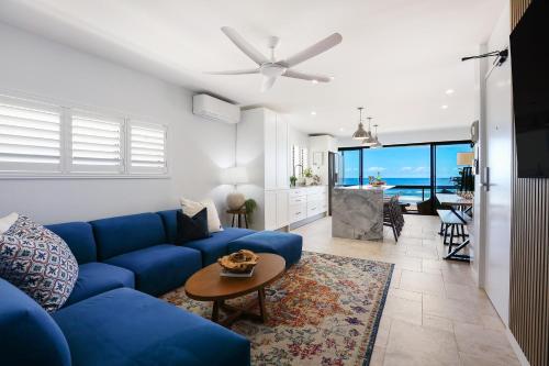 Salty Joe's beachfront retreat - Tap to explore photos
