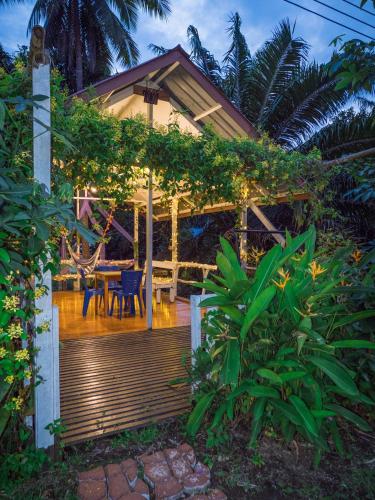 Balcony/terrace, Timba Garden Semporna FREE TOWN / JETTY TRANSPORT in Semporna Suburb