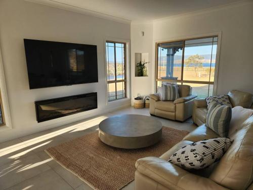 Somerset Lakehouse in Hazeldean