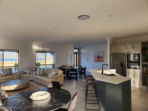 Somerset Lakehouse in Hazeldean