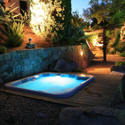 Chambre cosy Aphrodite avec accès a la piscine et au jacuzzi