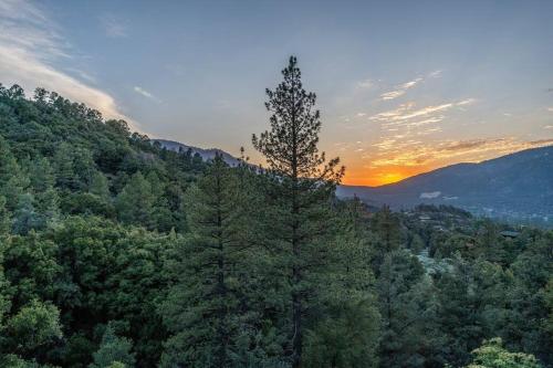 Pine Mountain Club Family House