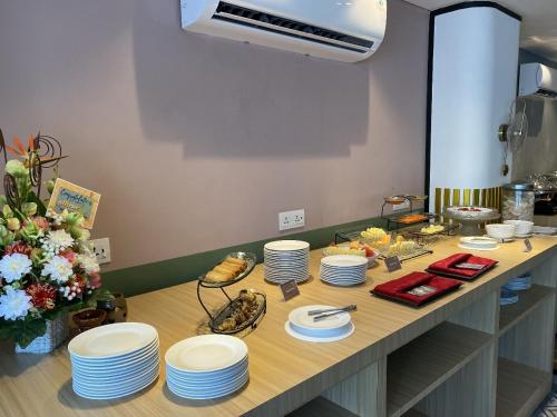 Food and beverages, Alltrue Hotel Bintan - Tanjungpinang in Bintan Island