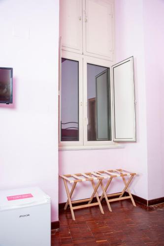 Palazzo Carafa della Spina room and apartment, Neapel (Foto 6)