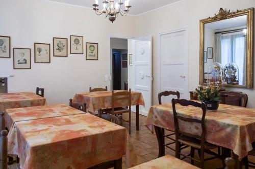 Food and beverages, Cit'Hotel Aero-Hotel in Le Blanc-Mesnil