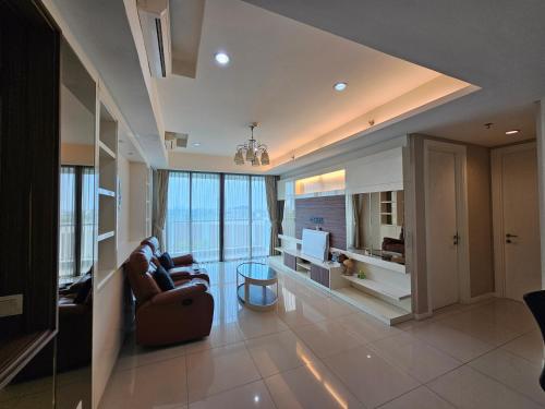 St Moritz Apartment Puri Indah