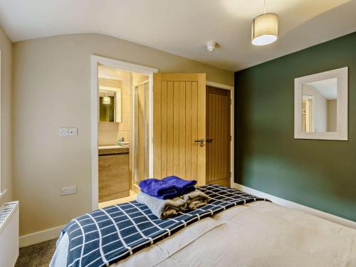 2 bedrooms, 2 beds