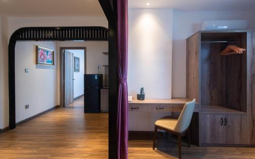 506232447 Aaron Boutique Hotel