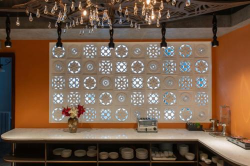 506233423 Aaron Boutique Hotel