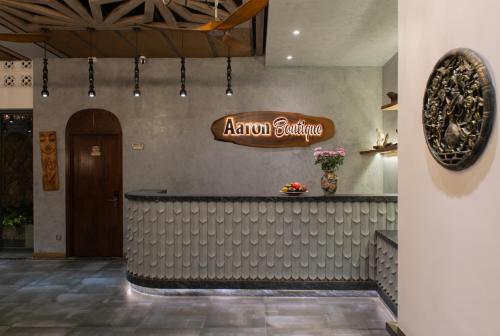 506233738 Aaron Boutique Hotel