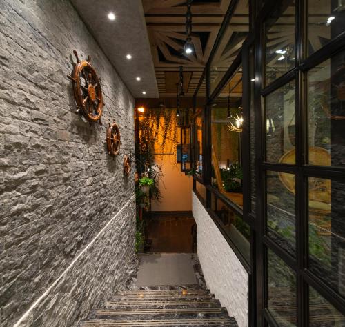 506233803 Aaron Boutique Hotel