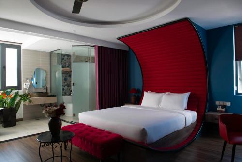 506238078 Aaron Boutique Hotel