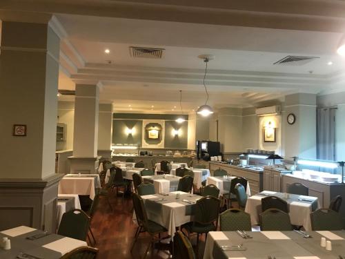 Restaurante, Windsor Hotel in Sliema