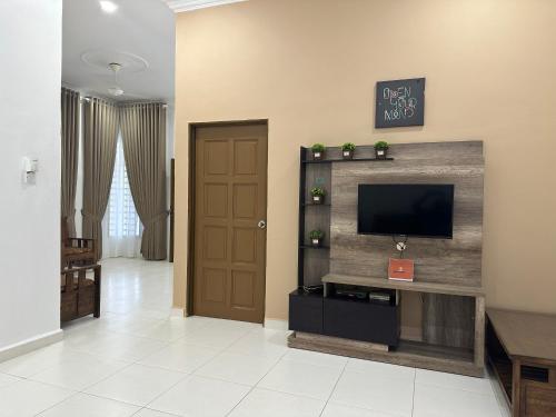 Zuriana Ashraf Homestay Kota Bharu – Kota Bharu, PA